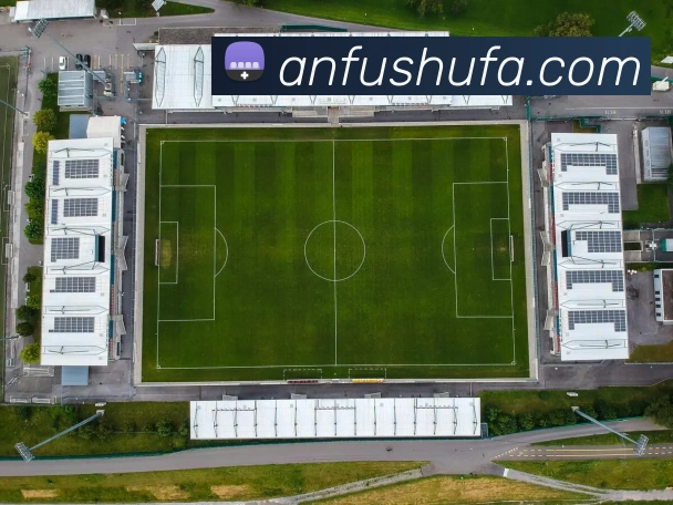 长友佑都39岁再战世界杯！第五次入选国家队，老将落泪背后的坚持